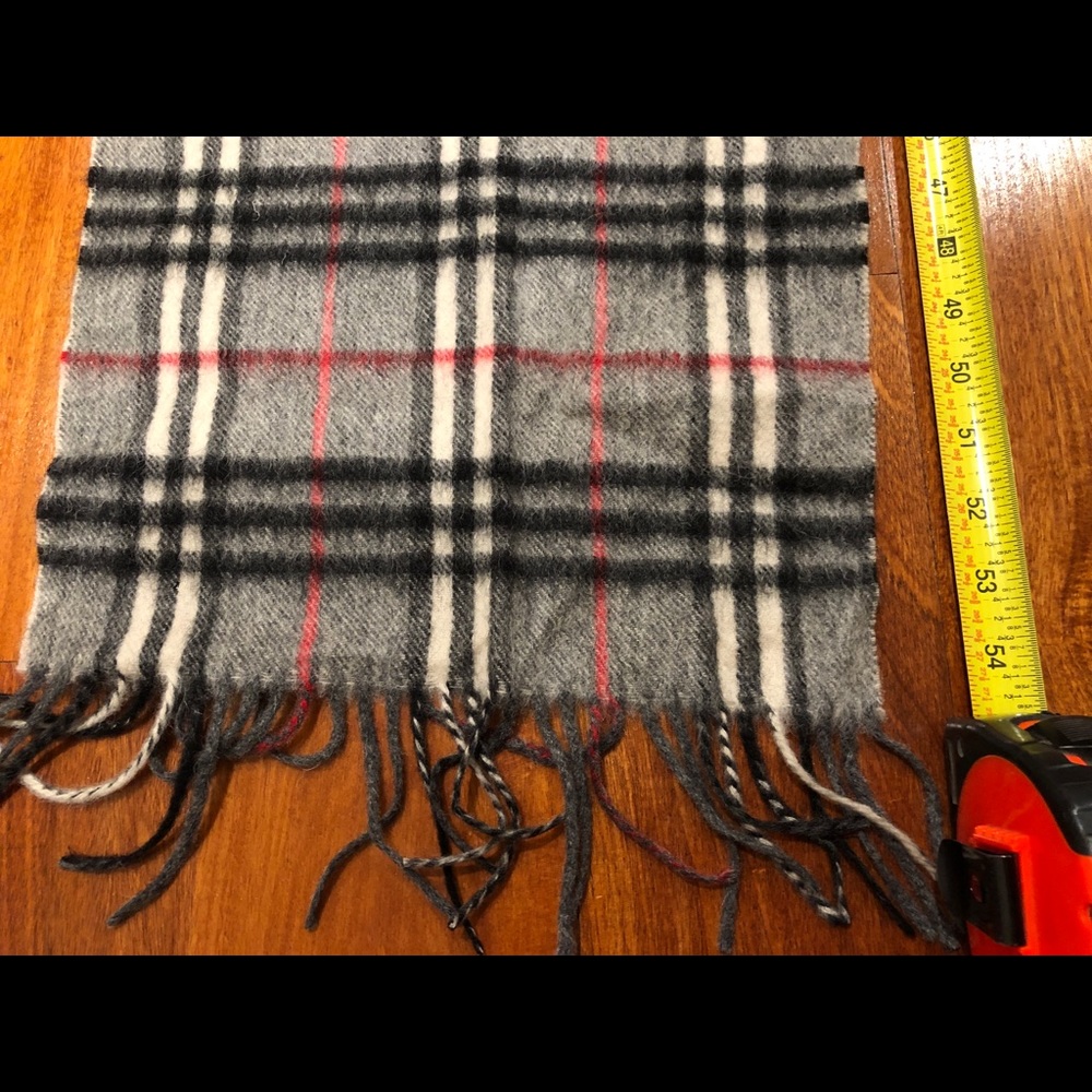Vintage BURBERRY cashmere scarf - Picture 4 of 5